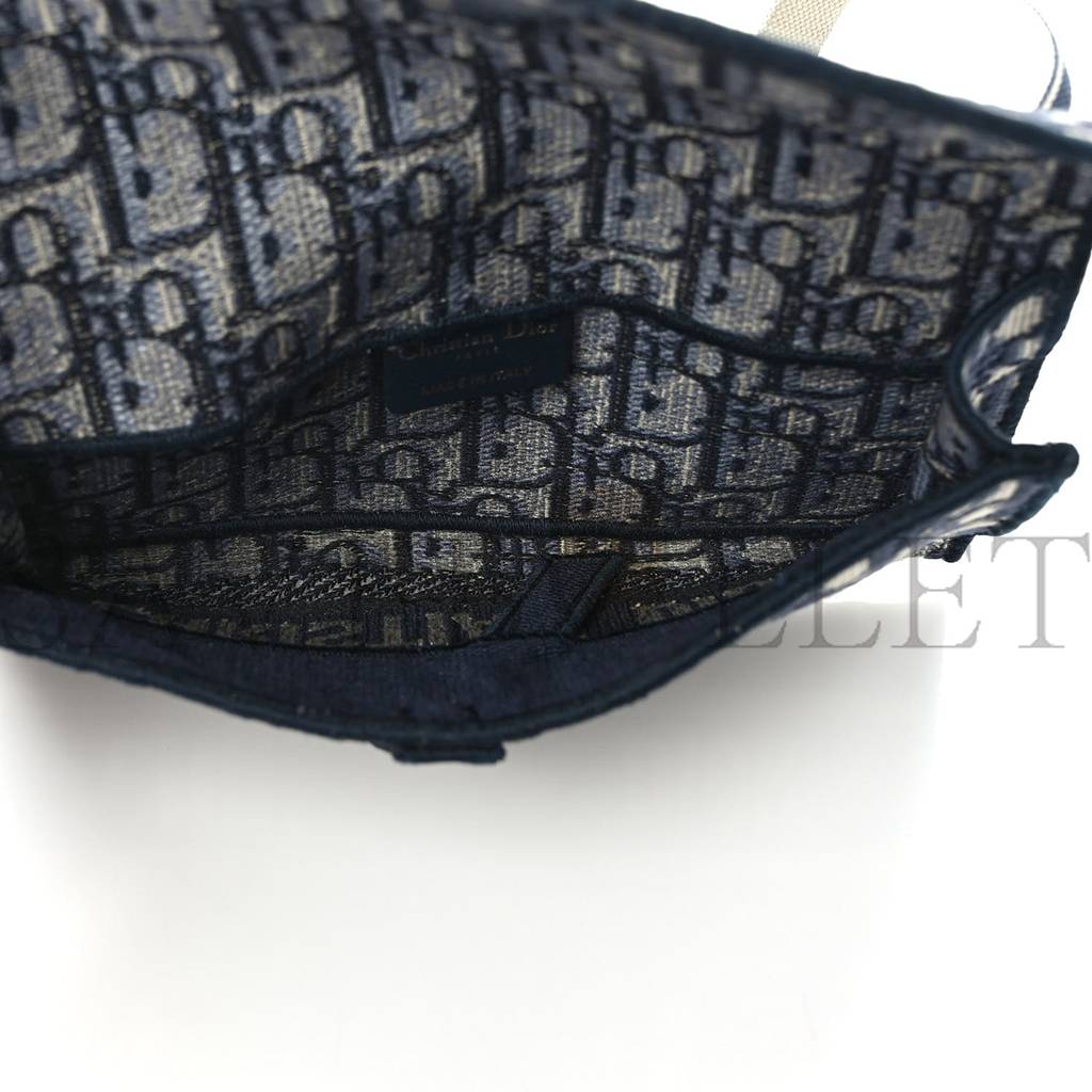 DIOR OBLIQUE SLIM SADDLE POUCH BLUE (21*13*2.5cm) DIOR OBLIQUE SLIM SADDLE POUCH BLUE (21*13*2.5cm)