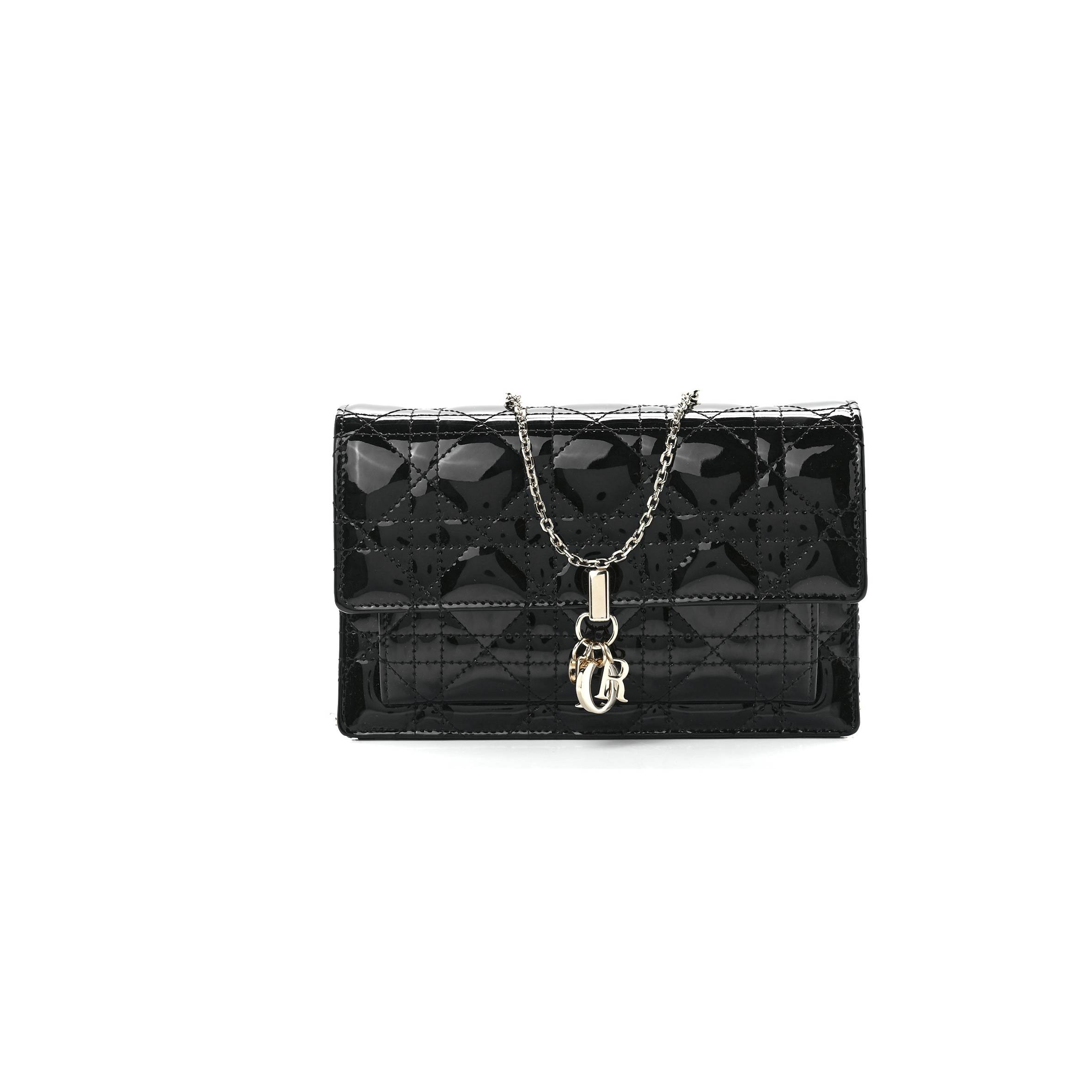 DIOR PATENT CANNAGE LADY DIOR CHAIN POUCH BLACK (19*13*4.4cm) DIOR PATENT CANNAGE LADY DIOR CHAIN POUCH BLACK (19*13*4.4cm)