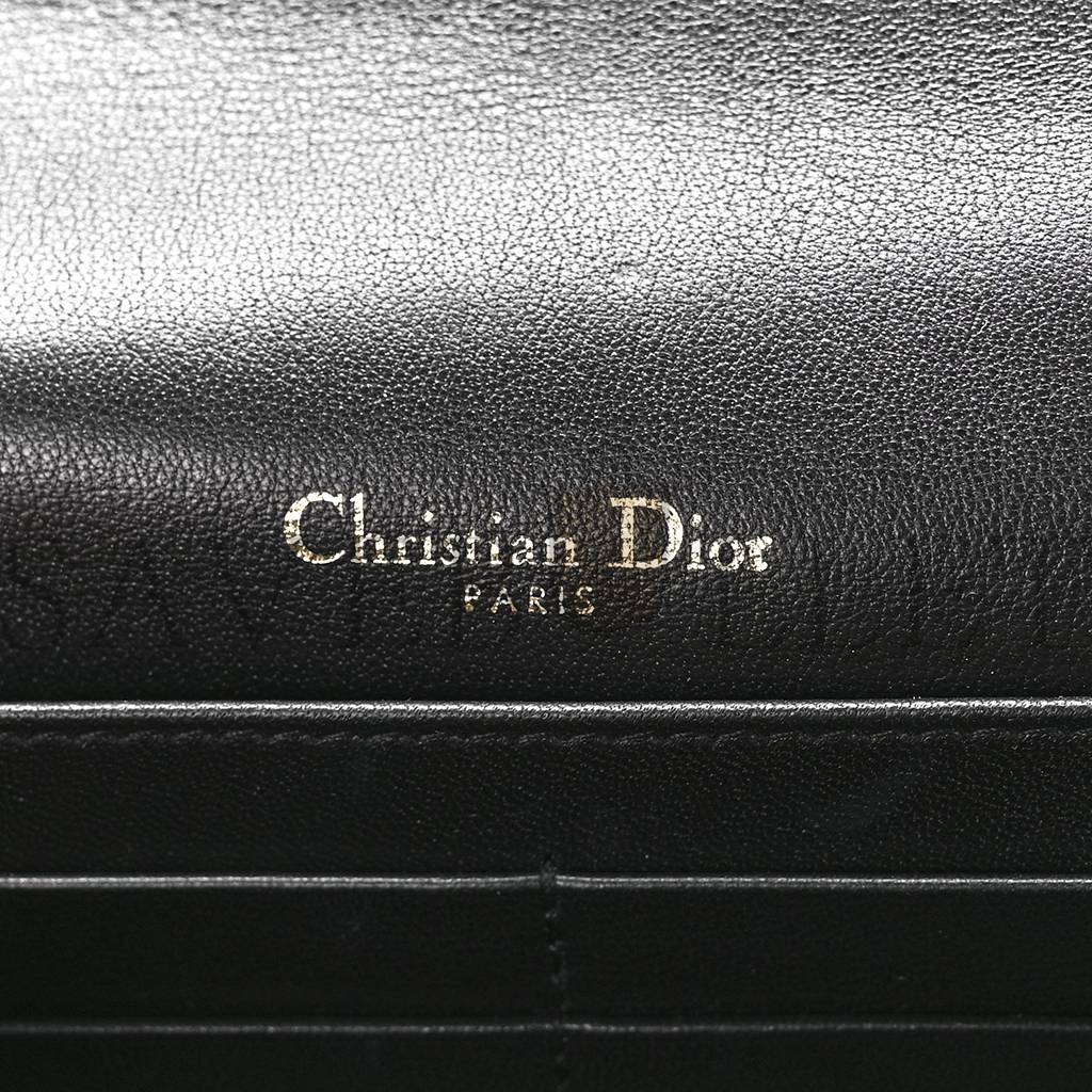DIOR PATENT CANNAGE LADY DIOR CHAIN POUCH BLACK (19*13*4.4cm) DIOR PATENT CANNAGE LADY DIOR CHAIN POUCH BLACK (19*13*4.4cm)